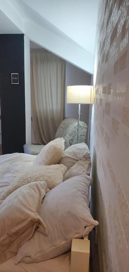 Sleep And Drive White Apartment Sarajevo Ngoại thất bức ảnh