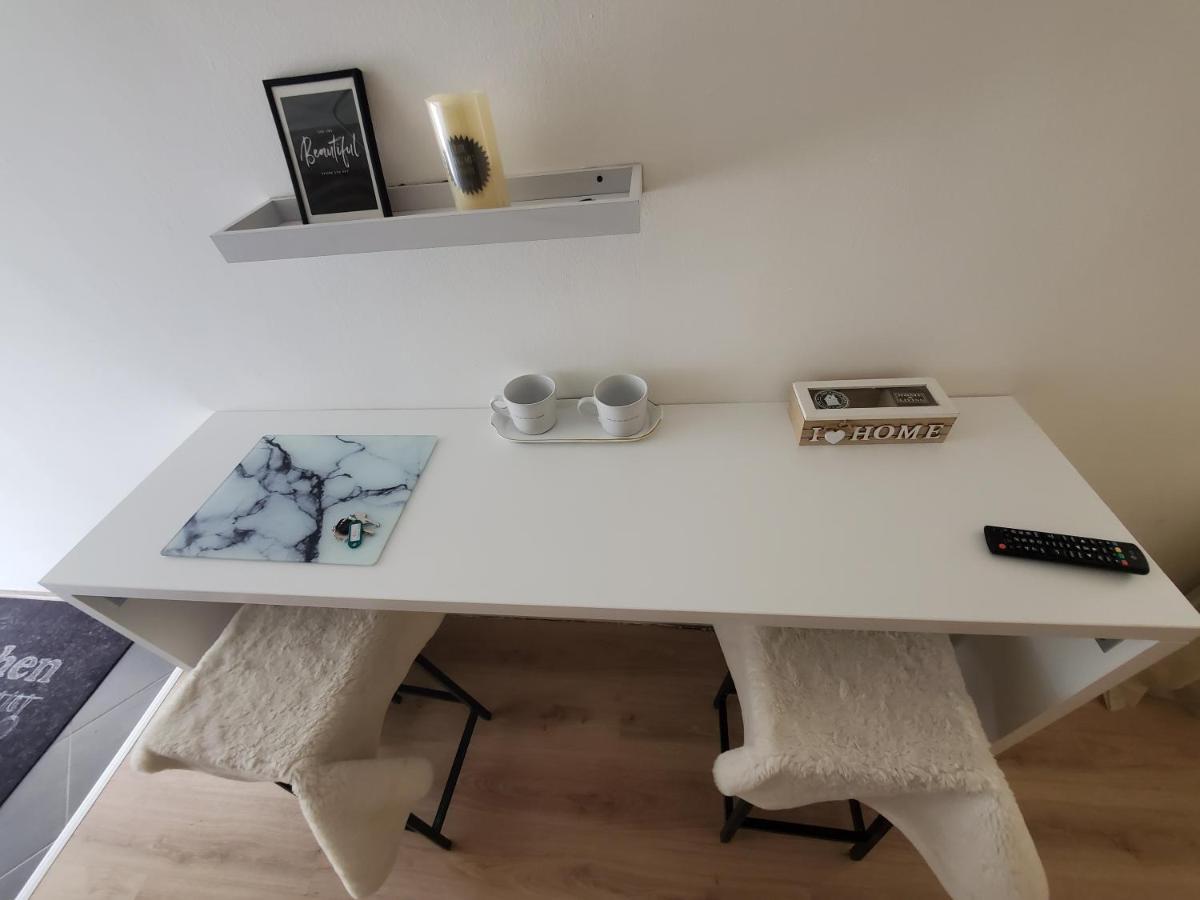 Sleep And Drive White Apartment Sarajevo Ngoại thất bức ảnh